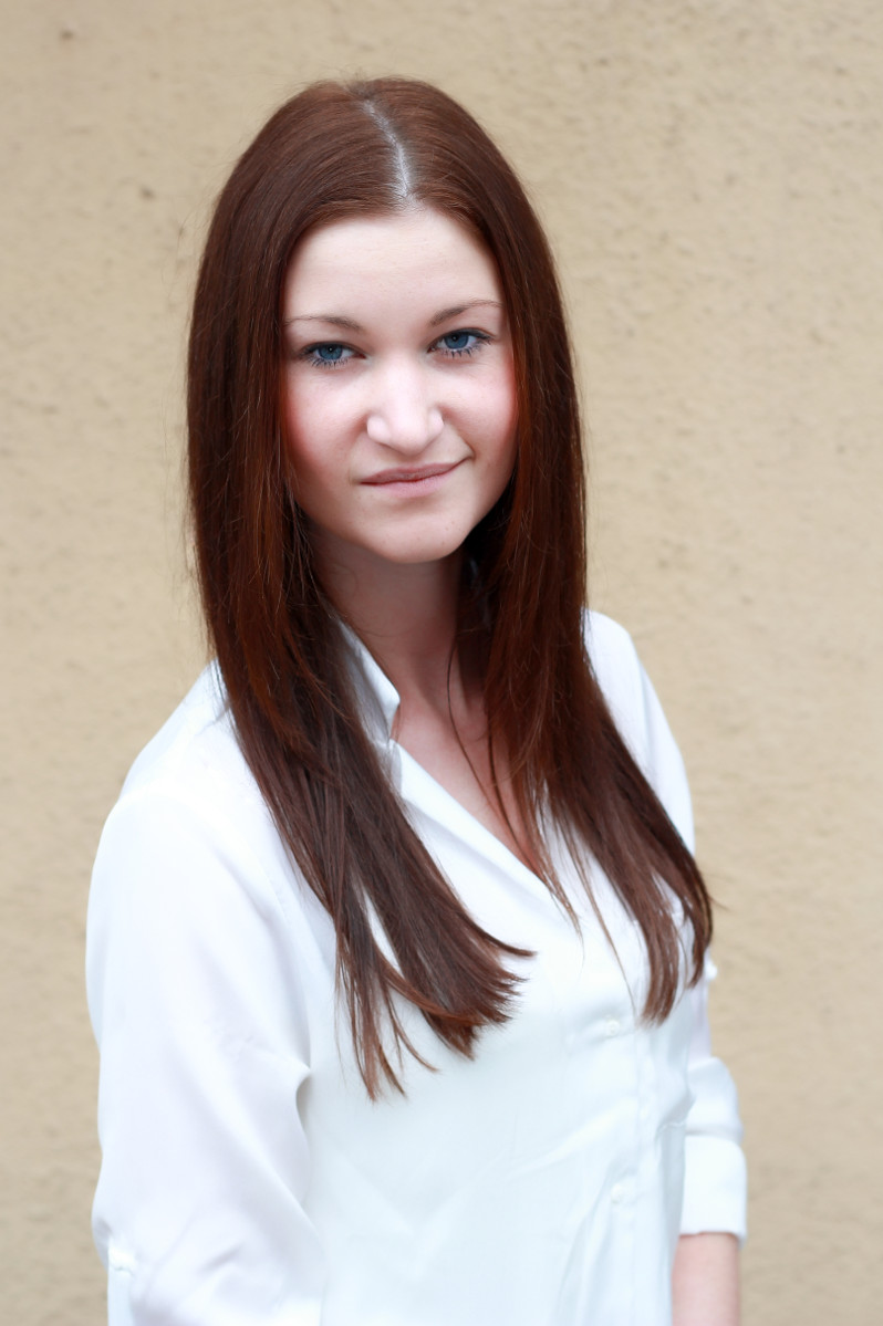 Zuzana - hairstylist